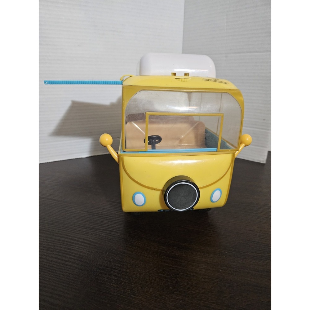 Peppa Pig Camper Van w Retractable Awning 2003 Jazwares Yellow VW Bus Vehicle 9"